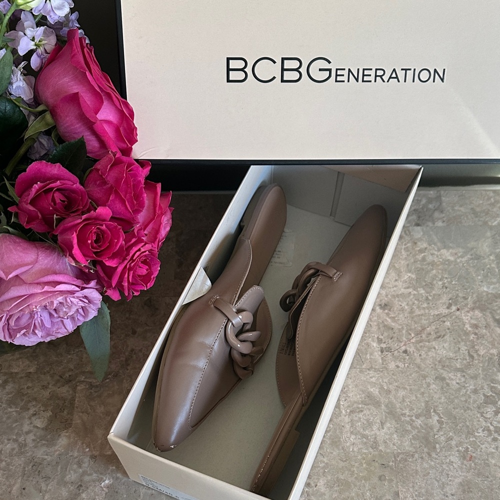 BCBGeneration Women's Beige Chain Mules